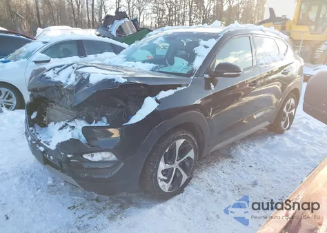 2017 Hyundai Tucson Sport z USA, uszkodzony, nr VIN KM8J3CA29HU596240